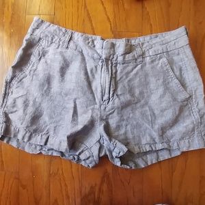 Gap Khakis The City 3" shorts chambray size 6